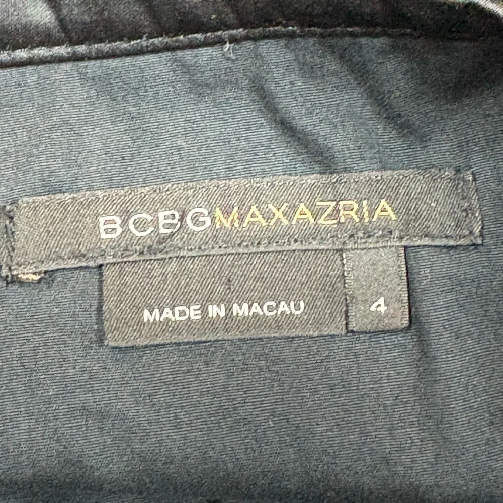 BCBGMaxAzria Black Velvety Midi Skirt Womens Sz 4 A Line Cocktail Party Romantic